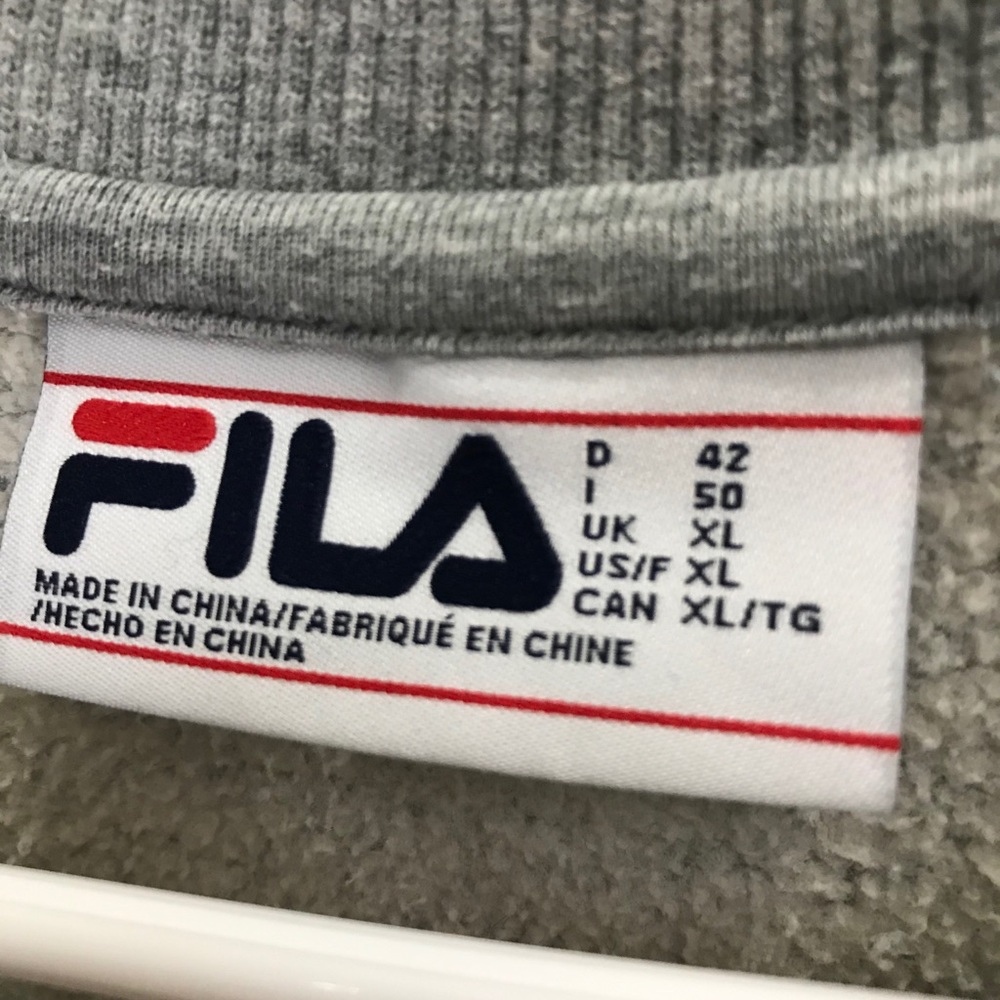 Vintage Fila Sweatshirt - Picture 3 of 3